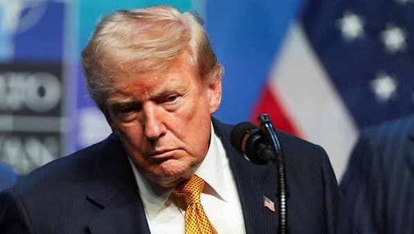 Trump Ancam Bombardir Oman di Tengah Kebuntuan Perundingan AS-Iran dan Krisis Selat Hormuz