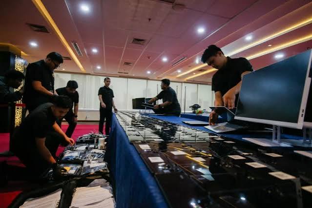 Imigrasi Amankan 24 WN Tiongkok Diduga Terlibat Kejahatan Siber, Puluhan Gadget Disita di Semarang